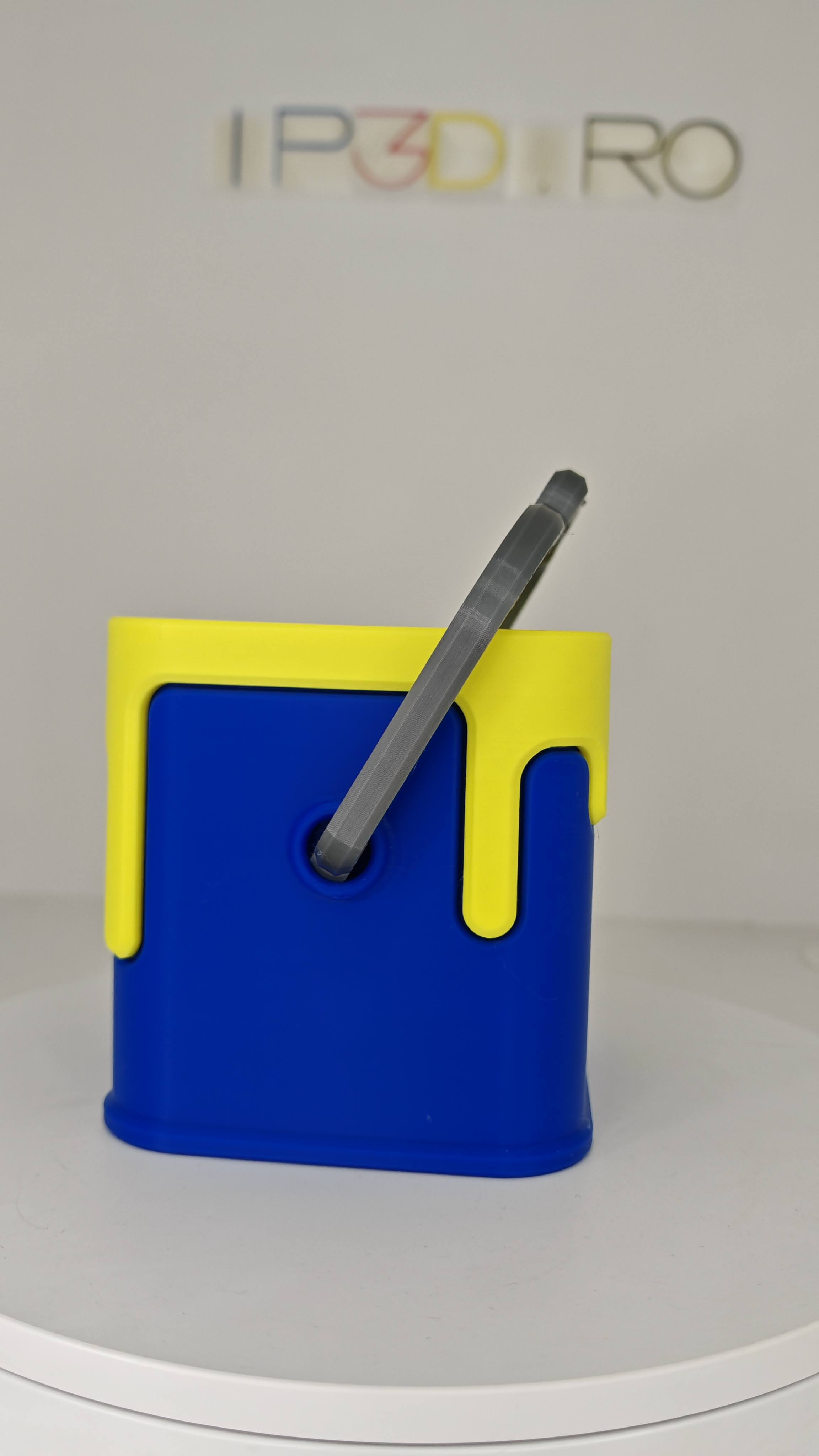 Găletușă dreptunghiulara Mini Drippy imprimată 3D – Decor modern, organizator birou, cadou unic